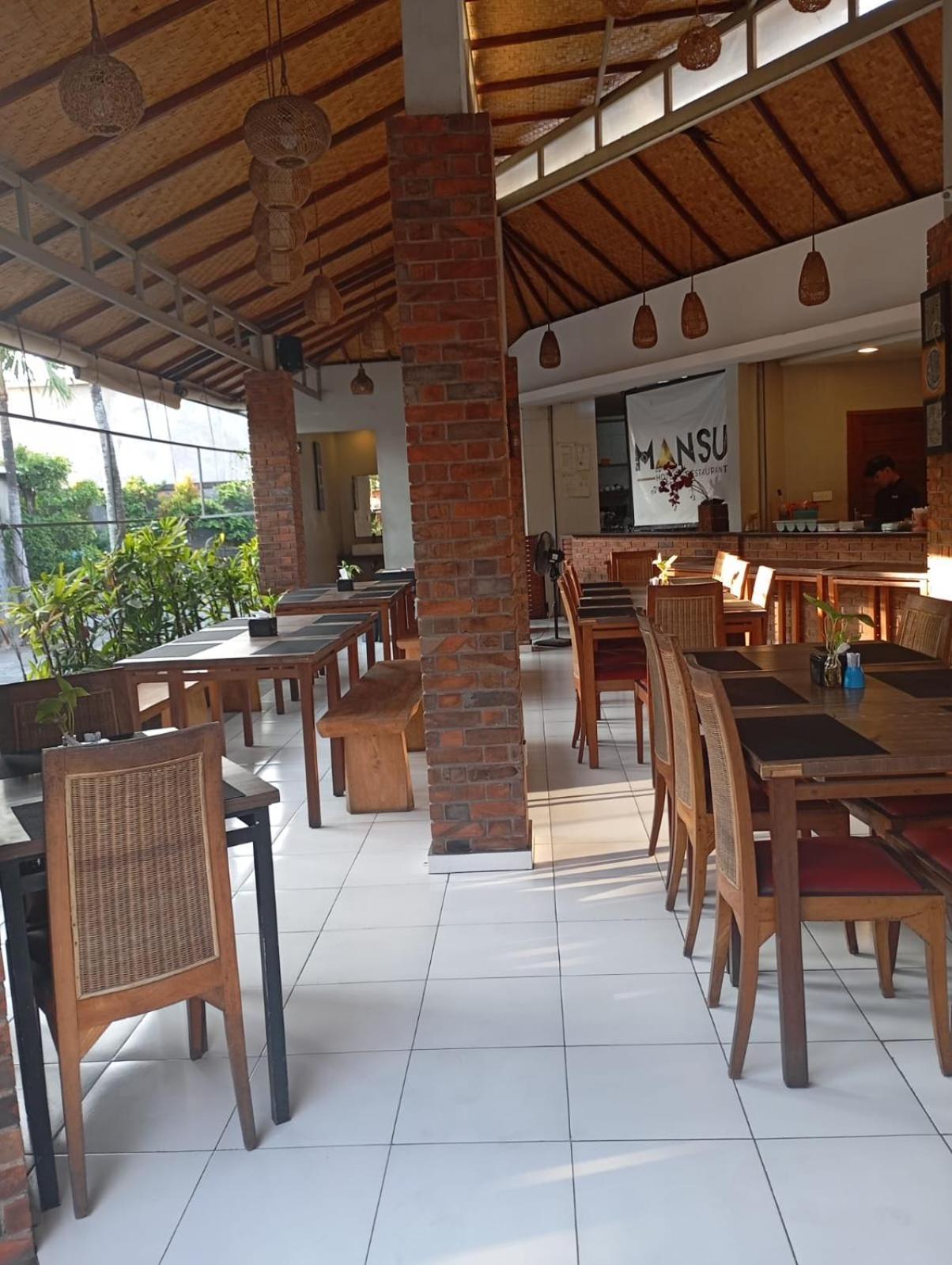 Mansu Hotel And Spa Legian Kuta  Exterior photo