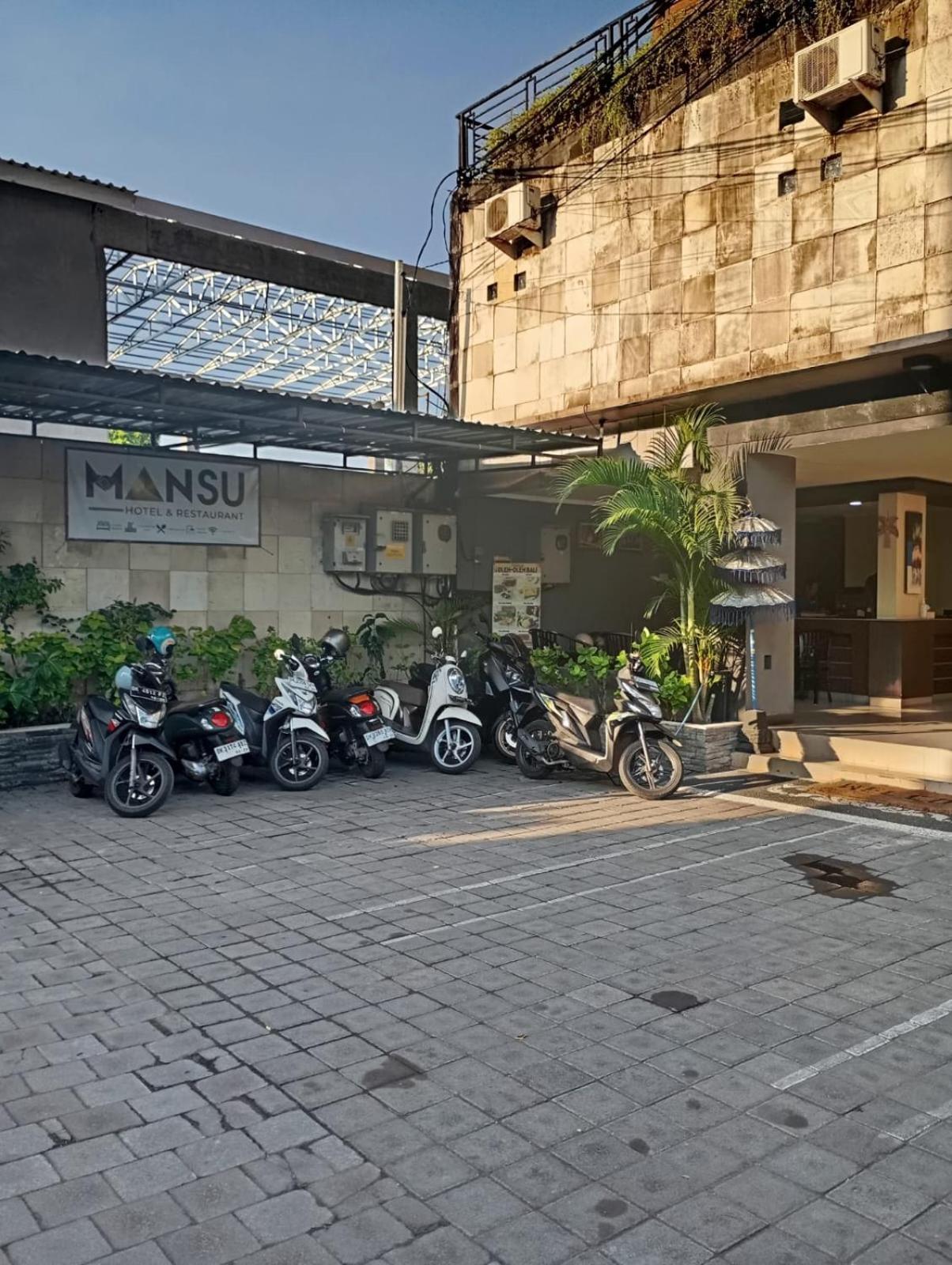 Mansu Hotel And Spa Legian Kuta  Exterior photo